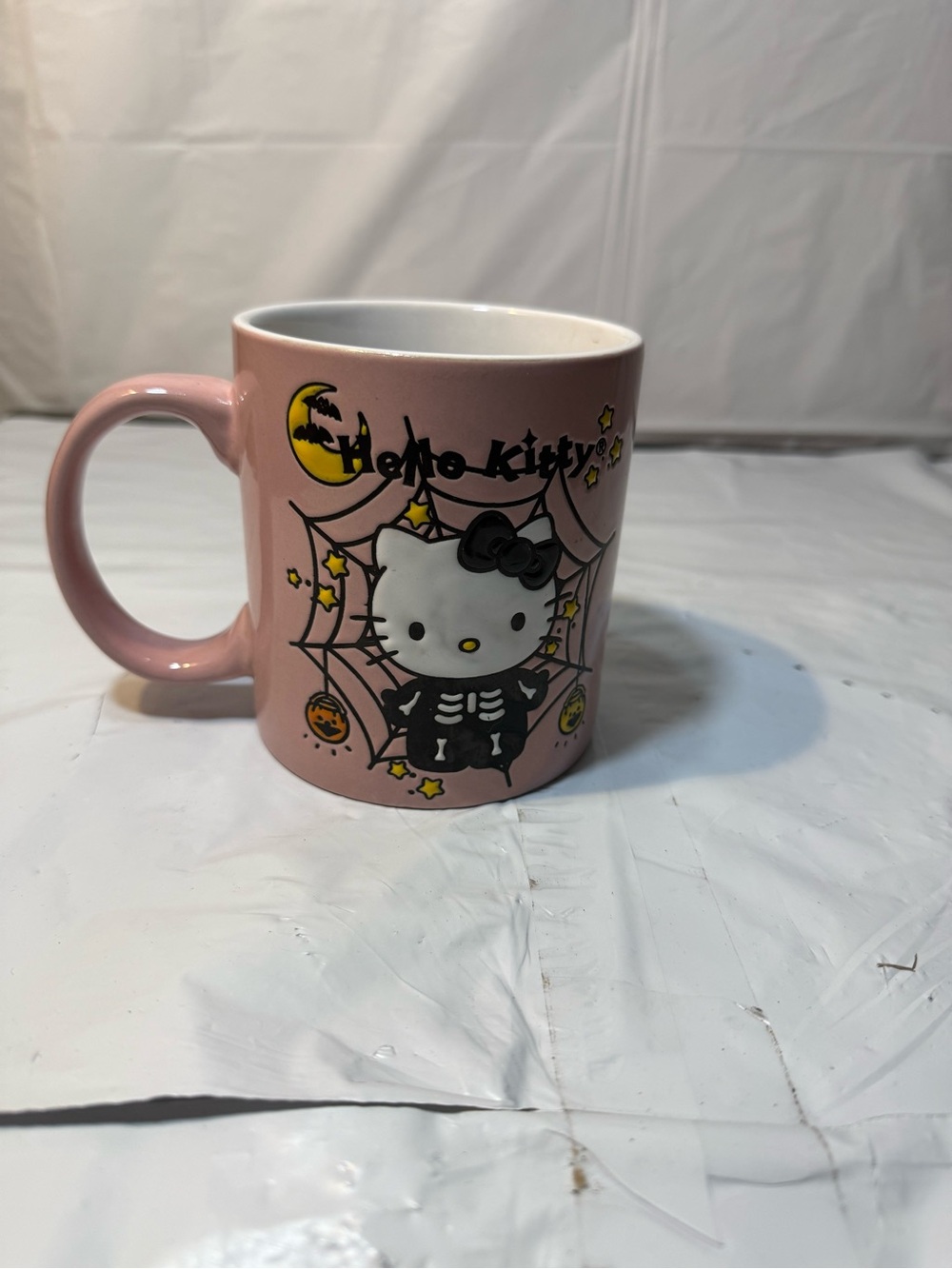 Silver Buffalo Sanrio Hello Kitty Web Ceramic Pottery Mug 20oz